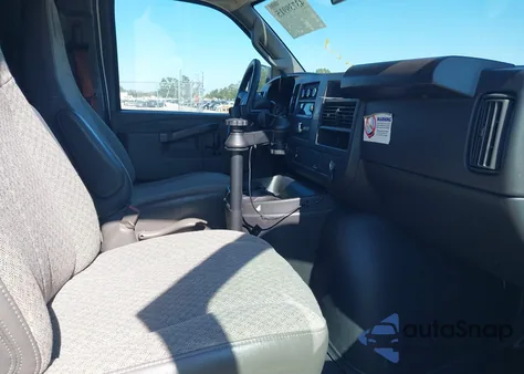 2022 Chevrolet Express Cargo Rwd 2500 Regular Wheelbase Wt z USA, uszkodzony, nr VIN 1GCWGAF11N1239005